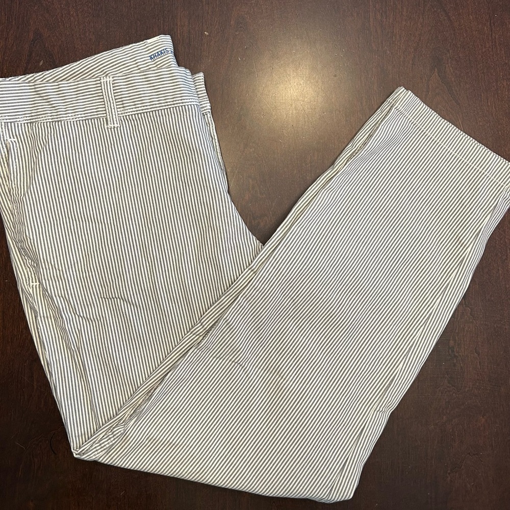 GAP Women's Preppy Striped Cropped Pants - Gray and White